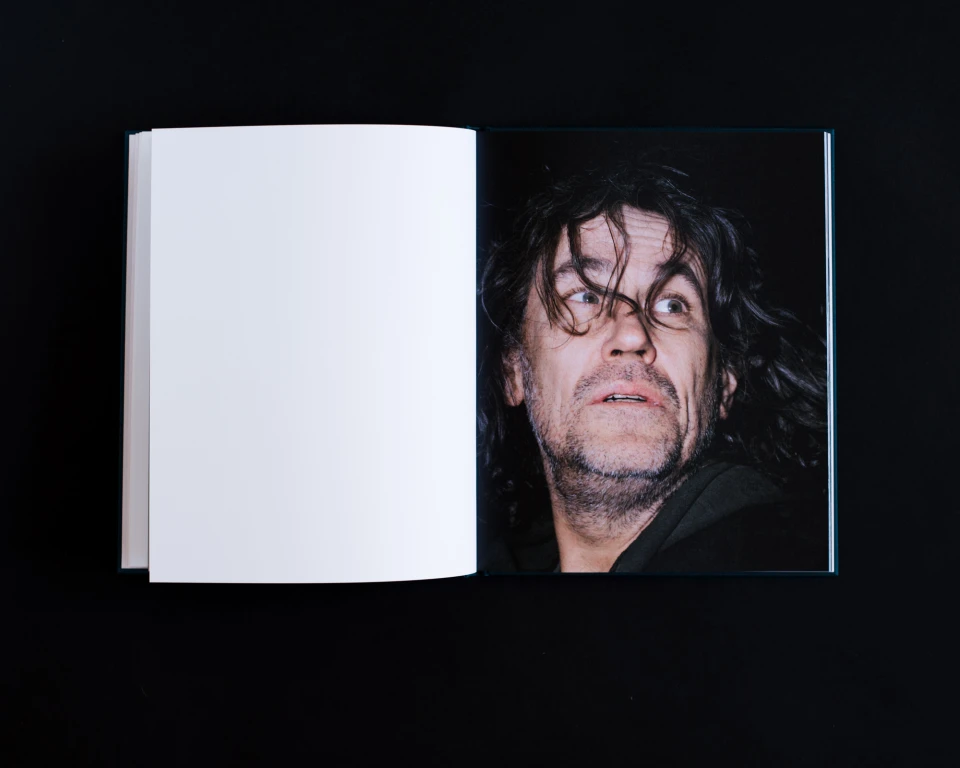 Humpelfuchs, Book