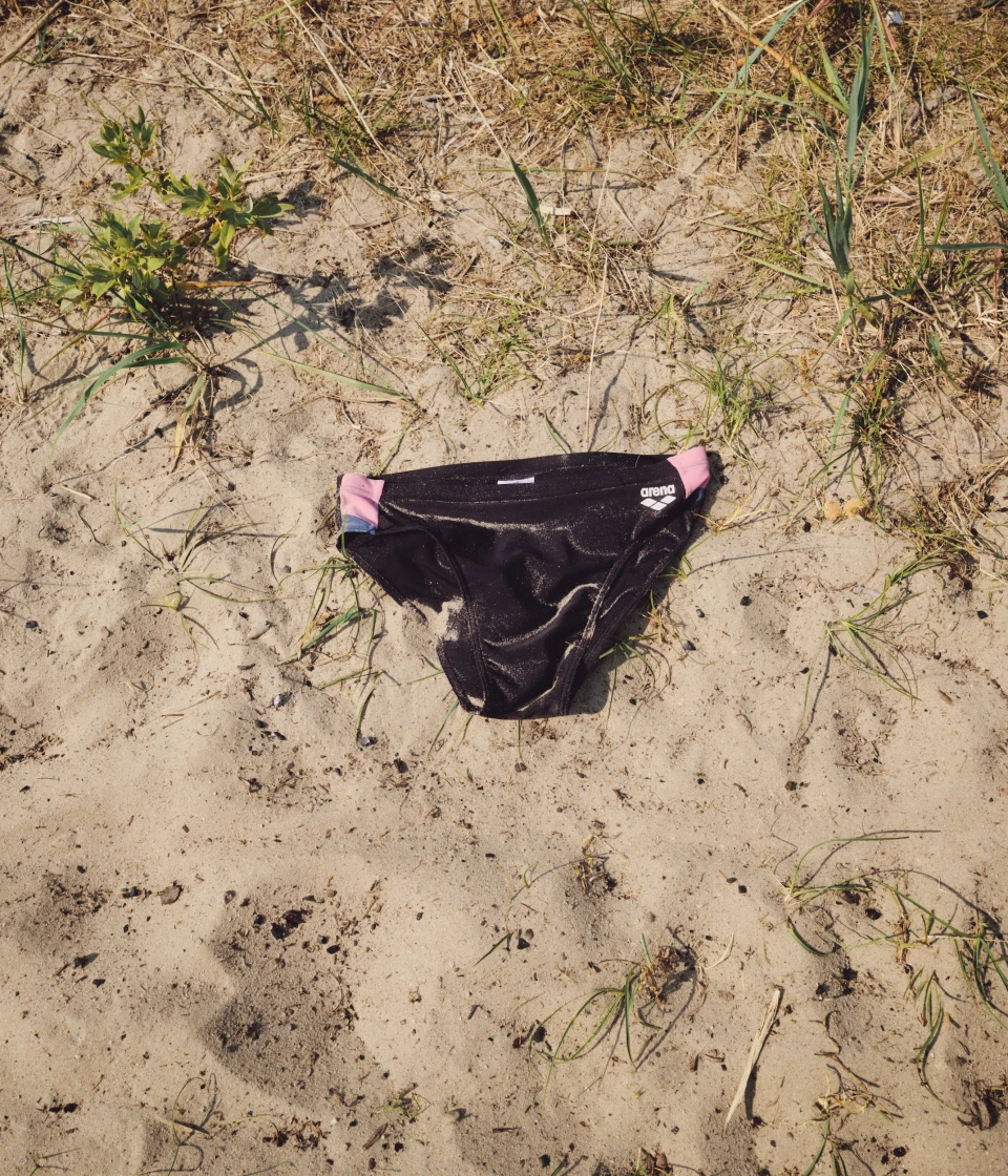 Swimwear at Berlin's Lakes for ZEIT Magazin