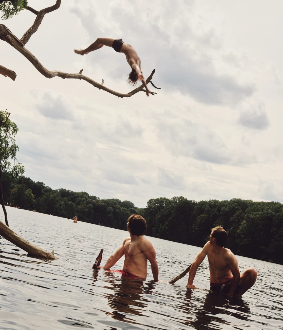 Swimwear at Berlin's Lakes for ZEIT Magazin