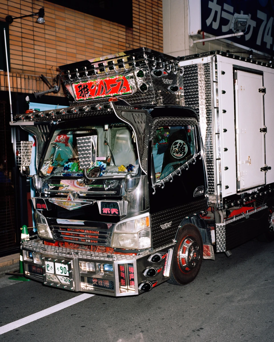 Tokyo, Travel